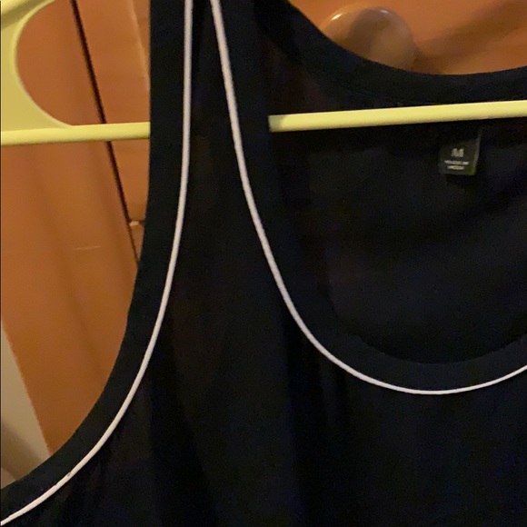 Medium Navy Blue Top from Banana Republic - Picture 2 of 5